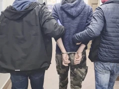 Włamali się do sklepu pod Olsztynem. Ukradli piwo i pieluchy. To stało się później