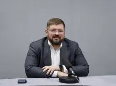 Atom dla Łodzi i kontrole plecaków w szkołach. Tomasz Rzymkowski gościem Radia Łódź