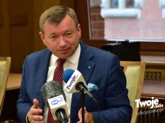Posłowie też tylko na dwie kadencje? PSL chce zapytać o to Polaków