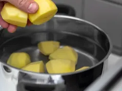 Ziemniaki podczas odchudzania. Czy można je jeść i jak najlepiej przygotować?