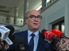 Czarzasty dworuje z PiS-owskiego projektu „Tanie Ogrzewanie”