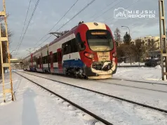 WKD zmienia system biletowy. W pociągach pojawi się 40 nowych kasowników