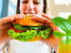 Zmień to w jedzeniu, a schudniesz w mig. Mechanizm, o którym milczą twórcy diet