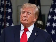 Trump nie ma powodów do radości, wynik bliski rekordu. Nowy sondaż z USA