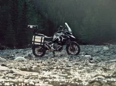 Nowy Triumph Tiger 1200: więcej mocy, radary, niższa kanapa i 19-calowy przód we wszystkich wersjach