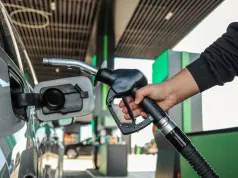 Benzyna tańsza, diesel droższy. Oto maksymalne ceny paliw na środę