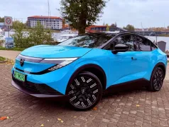 Jeździłam nowym Nissanem Leaf po polskich drogach. Dużo zmian i smaczki od Renault