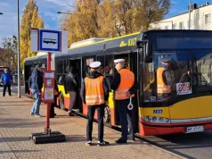 Setki dodatkowych autobusów. Znamy pełen rozkład jazdy na okres Wszystkich Świętych