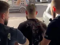 Uciekał przed policją z dzieckiem i narkotykami w aucie. 28-latek z Głubczyc usłyszał poważne zarzuty