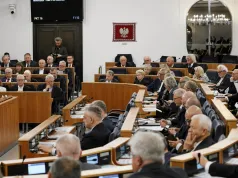 Senat ponownie odsyła do komisji ustawę z nową stawką PIT. Powodem poprawki PiS