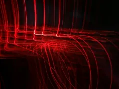 Przełom w poszukiwaniu sygnałów z kosmosu! Pustynne niebo Arabii Saudyjskiej dołącza do LaserSETI!