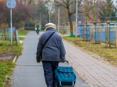500 plus dla seniora. Wypłacają, gdy emerytura nie przekracza limitu