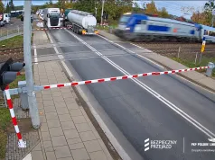 Sekundy od groźnego zdarzenia na przejeździe w Poznaniu