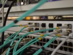 Luka CVE-2026–97631 w UEFI zagraża serwerom uruchamianym z sieci