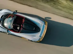 Aston Martin pokazał kabriolet o mocy ponad 1000 KM. Rozpędza się do 349 km/h