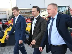 Z Trasy Bosaka. Wizyta w firmie Agroland w Skomlinie pod Wieluniem