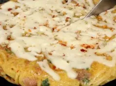 Weź dwa jajka i spaghetti. Ten obiad zrobisz na patelni w 10 minut