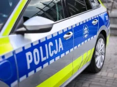 Pijany kierowca Skody demolował parking. Miał blisko 3 promile i zatrzymał go świadek!