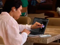 Nowy MacBook Pro OLED spełnia moje marzenie. Mogę miziać palcami po ekranie
