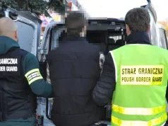 Fałszywe dokumenty dla migrantów. Rozbito grupę przestępczą