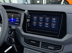 Nowy SUV Volkswagena za 79 800 zł chce zagrozić chińskim rywalom. Oba ekrany w standardzie