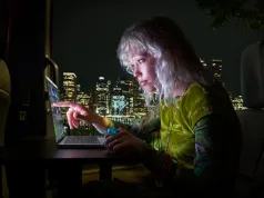 Piekło zamarzło! Apple pokazuje pierwszego MacBooka Pro z dotykowym ekranem