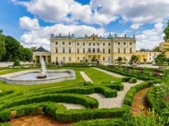 Białystok: Ranking Zamków i Pałaców Magazynu Travelist. Sukces Pałacu Branickich