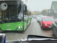 Za chwilę Święto Zmarłych. Ciasno nie tylko na Cmentarnej, ale też na Partyzantów, Spacerowej i Rolniczej