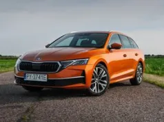 Škoda Octavia Hybrid w końcu z polskim cennikiem. Czy zagrozi Corolli?