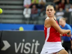 Linette zagrała o ćwierćfinał z 18-latką. 67 minut i koniec