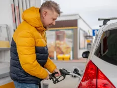 Diesel poniżej 8 zł tylko w trzech regionach. Reszta Polski płaci więcej