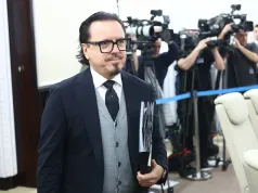 Morawiecki uderza w rząd i Orlen, chce audytu cen. Balczun ripostuje. Będzie podatek?