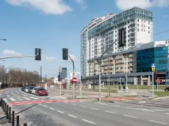 Nowe chodniki na Woli i Ochocie. Remont Okopowej już ruszył, prace na Dickensa opóźnione.