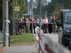 Niepokój wokół szkół. Odwołane lekcje, dodatkowe patrole i zatrzymanie nastolatka