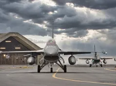 MON dementuje informacje o braku pilotów F-16