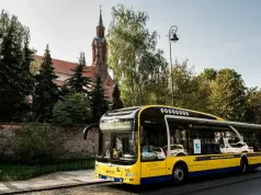 Dodatkowe linie, brak opłat. 𝐑𝐨𝐳𝐤ł𝐚𝐝 𝐣𝐚𝐳𝐝𝐲 𝐊𝐋𝐀 na Wszystkich Świętych