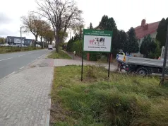 Czuć oborą, ciągniki słychać do późna. Teraz wieś odpowiada po swojemu