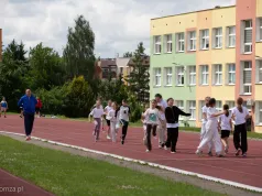 Za blisko 12 mln zł powstanie nowe boisko przy SP 9 w Łomży