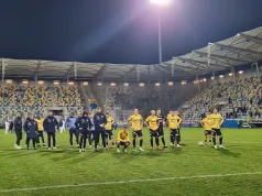 "Przynosicie wstyd". To usłyszeli piłkarze Arki od swoich kibiców