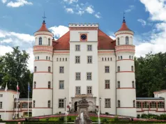 Kierunek dnia. Polski pałac jak z bajki. Król podarował go córce. Idealny na jednodniowy wypad