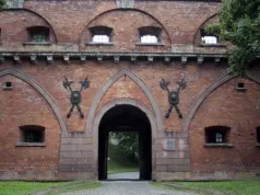 Najbardziej przerażające miejsca w Warszawie. W nocy słychać jęk, krzyki, płacz. Lista nawiedzonych adresów
