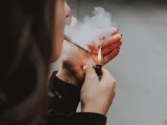 Jaki odsetek Polaków pali papierosy według najnowszych badań?
