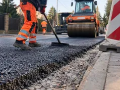 Zamkną ulicę w Karczewie. Mieszkańcy nie dojadą do swoich posesji