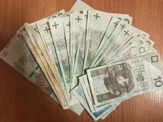 Wiedzieli o planowanej transakcji. Zatrzymali dwóch mężczyzn, gdy wymieniali pieniądze na narkotyki