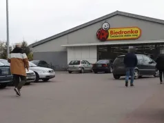 Ważna zmiana w sklepach przed Wszystkimi Świętymi. Klienci będą mieli więcej czasu na zakupy