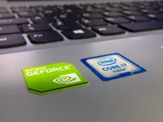 Akcje firmy Intel spadły o ponad 20%. Ponure prognozy dla rynku PC