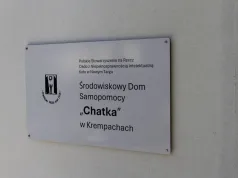 Dawna szkoła zamieniła się w miejsce pełne możliwości. Nowa „Chatka” pomoże 60 osobom z niepełnosprawnościami