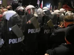 Co się dzieje pod Trybunałem Konstytucyjnym