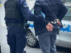 Policjanci dostali informację o narkotykach. U 42-latka znaleźli prawie 3 kilogramy marihuany