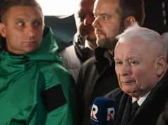 Kaczyński pod TK. „Bezczelny, policyjny szturm”